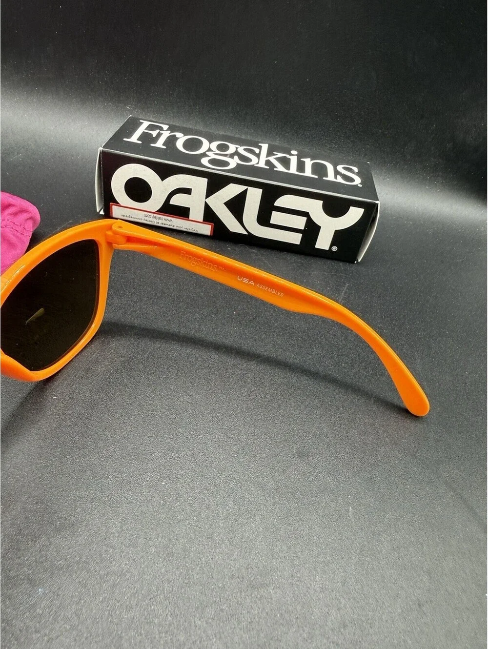 Oakley Frogskin Orange Navy/Prizm Ruby Lenses OO9013-G455